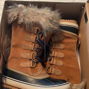 Brand new in box.  Size 9.5